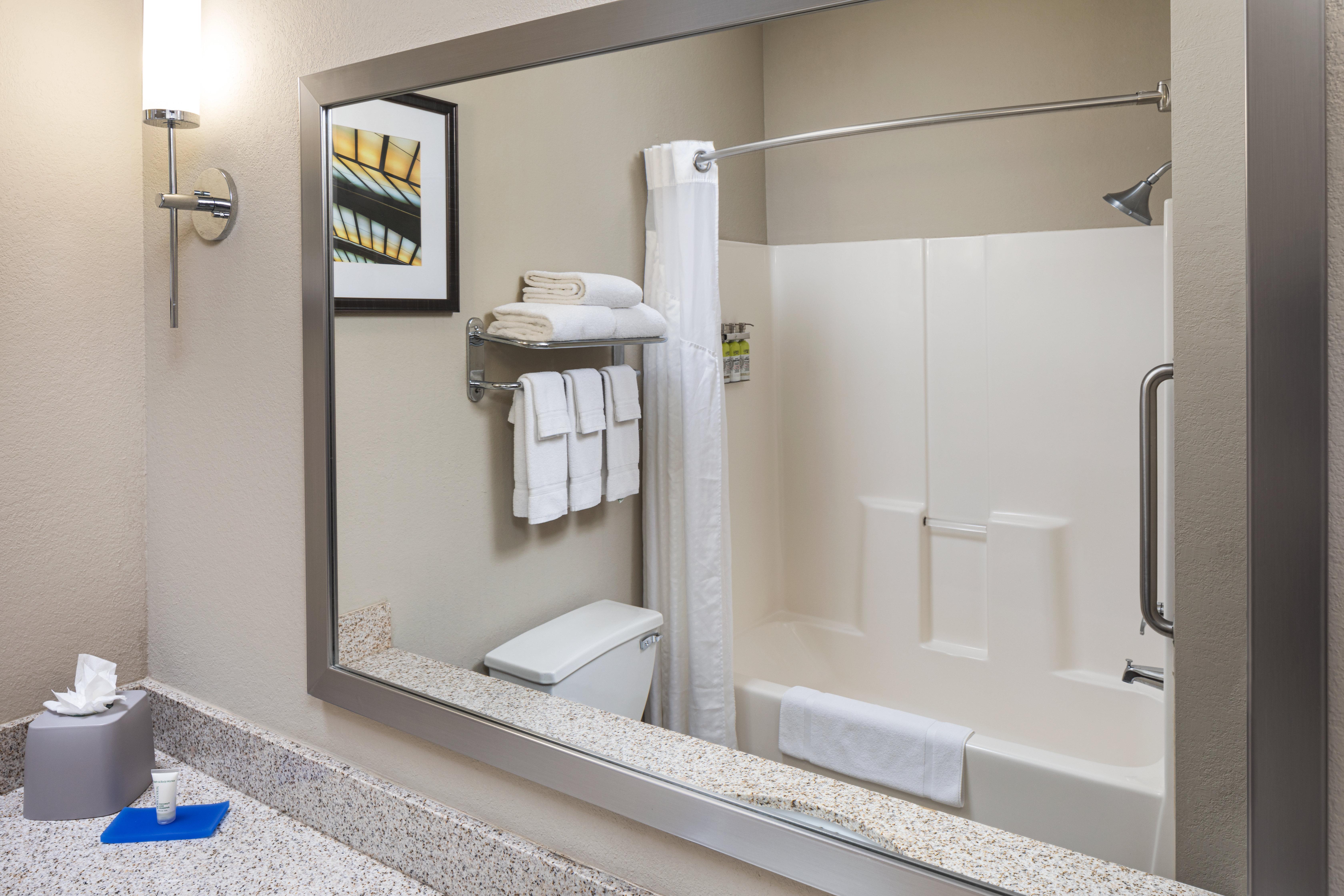 Holiday Inn Express Hotel & Suites Minneapolis - Minnetonka By Ihg Екстер'єр фото