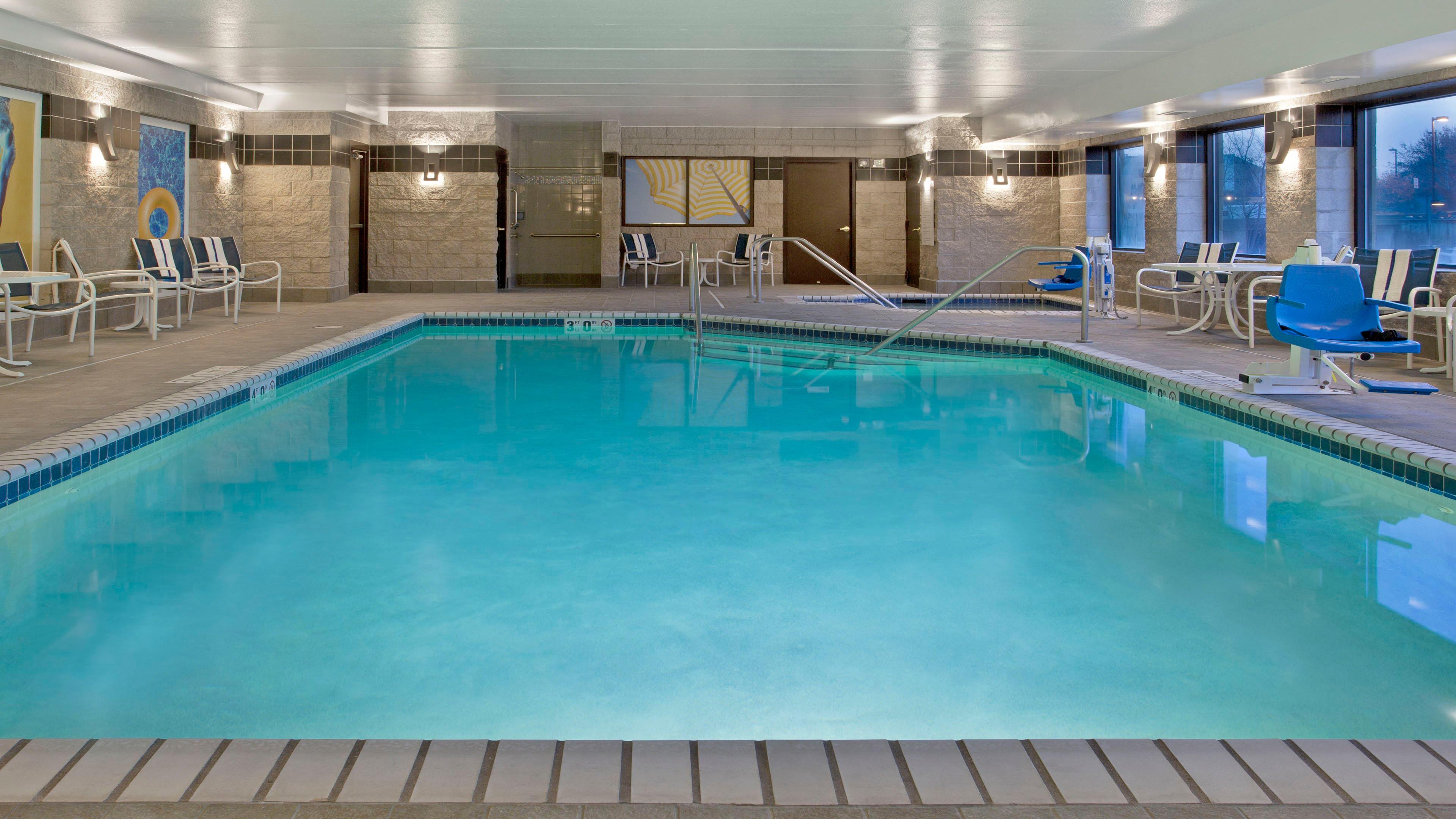 Holiday Inn Express Hotel & Suites Minneapolis - Minnetonka By Ihg Екстер'єр фото