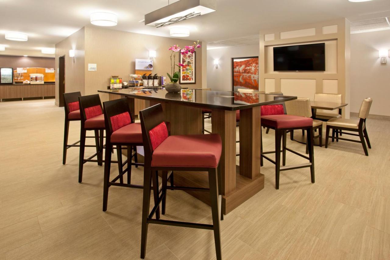 Holiday Inn Express Hotel & Suites Minneapolis - Minnetonka By Ihg Екстер'єр фото